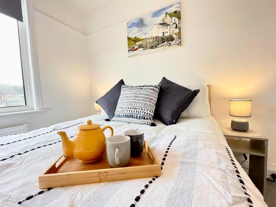 Portsmouth 3 Bedroom Getaway, Sleeps 6 Екстериор снимка